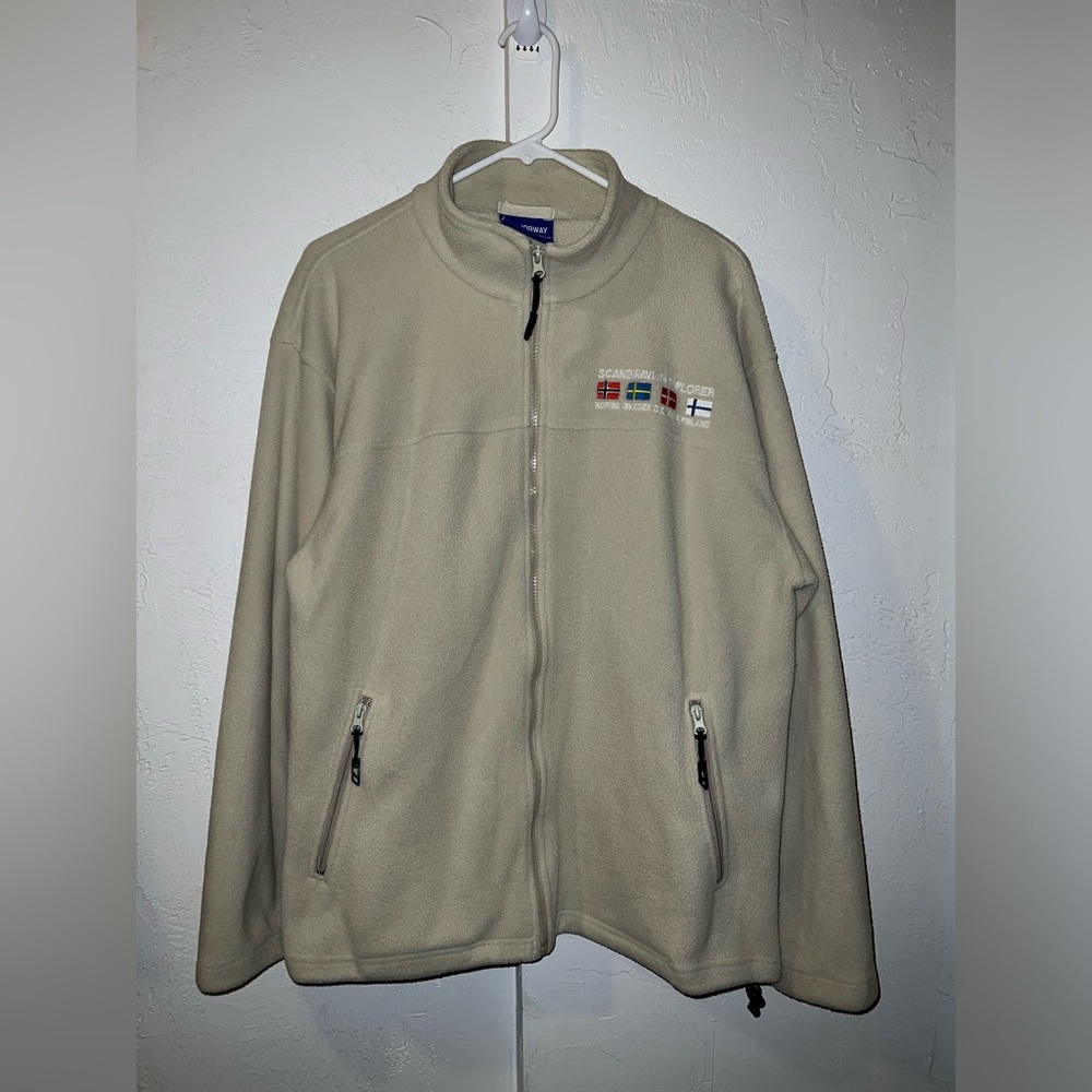 Vintage Scandinavian Explorer Fleece Zip-Up